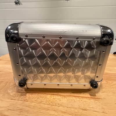 Custom Chrome Case 90's - Chrome image 5
