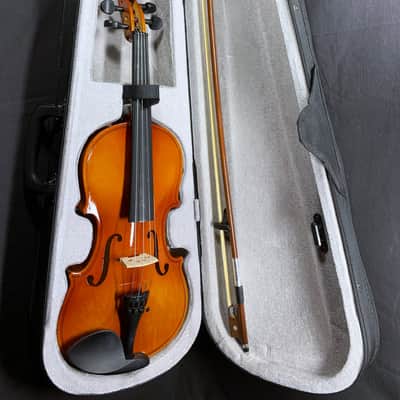 2000's Student Line 4/4 Violin Outfit with Bow and Custom Case image 1