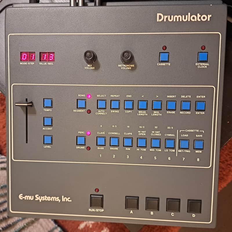 E-MU Drumulator 8-Voice Drum Sampler with MIDI