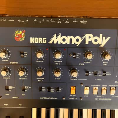 Korg Mono/Poly 1980s - Blue image 5