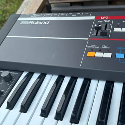 Roland JUNO-106 6 voice programmable synthesizer 100% working serviced image 3