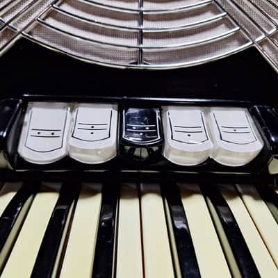 Hohner Verdi II German-Made Accordion 96 Bass/LMM - Tested and Serviced w/ Case image 6