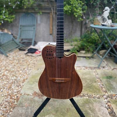 Multiac ACS rosewood HG with Roland GR-30 synth
