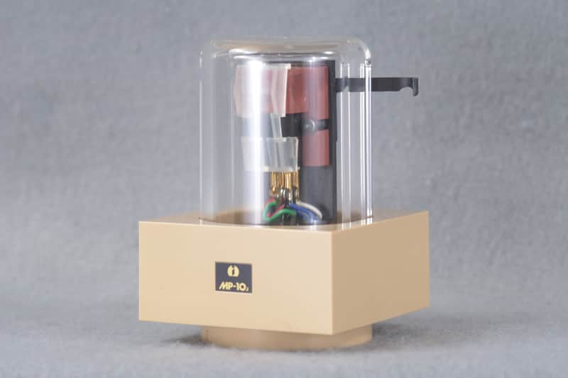 Nagaoka MP-10 Phono Stereo Cartridge W/ Head shell In Excellent Condition image 1