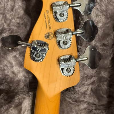 Fender American Ultra Jazz Bass image 8