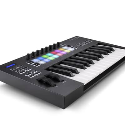 Novation Launchkey 25 MK3 - Master Keyboard image 3
