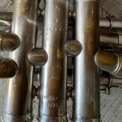 1912 C.G. Conn “Wonder” Cornet – Silver Plate – Engraved Bell – Plays Well – Elkhart, Ind. image 9