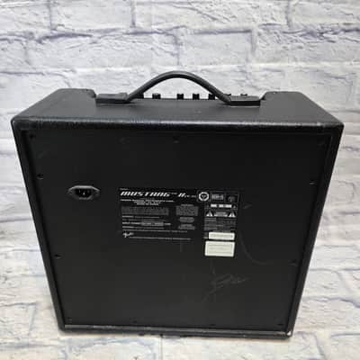 Fender  Mustang v.2 Guitar Combo Amp image 10