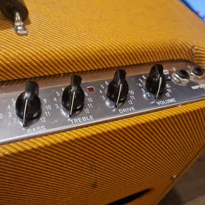 Fender Blues Deluxe Reissue 2-Channel 40-Watt 1x12" Guitar Combo 2005 - Present - Tweed image 3
