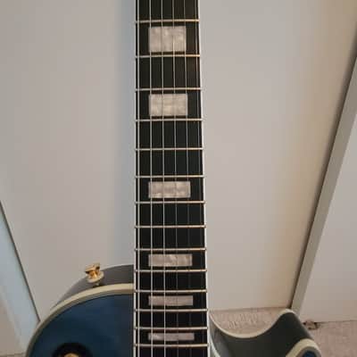 Epiphone Les Paul Custom Center-Exclusive Electric Guitar - Quilt Top Ocean Blue image 7