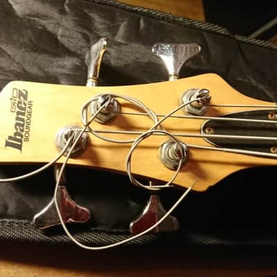 Ibanez Gio Soundgear electric bass-guitar w/ gig bag soft case image 4