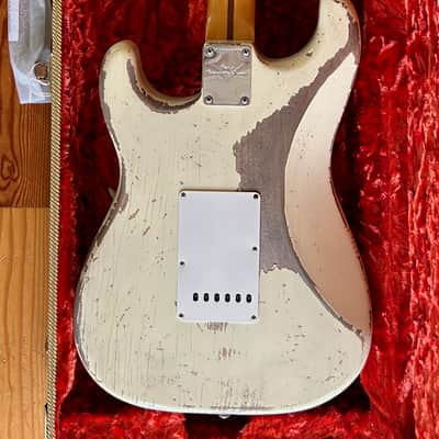 Fender CS Masterbuilt Greg Fessler MVP '69 Super Heavy Relic Stratocaster 2022 - Super Heavy Relic Vintage White image 7