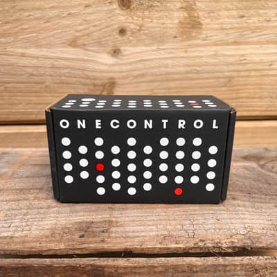 One Control Rebel Red Distortion 4K image 4