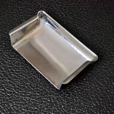 Fender 099-2270-100 Pure Vintage Stratocaster Ashtray Bridge Cover 2010s - Chrome image 2