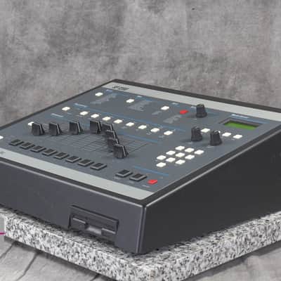 E-mu Systems SP-1200 Drum Machine & Sampler in Very Good Condition image 4