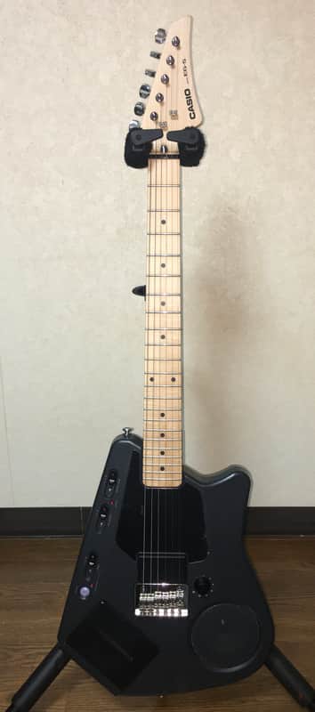 Casio EG-5 Electric Guitar with Onboard Cassette Deck / Amplifier