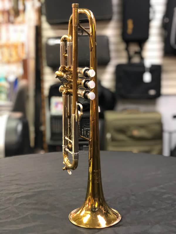 Vincent Bach Stradivarius 