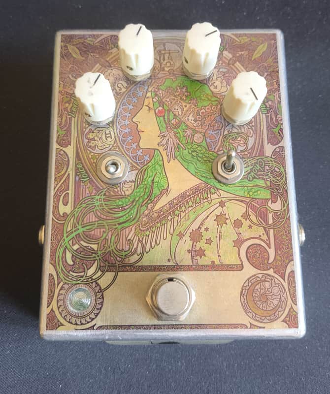 Fuzzhugger Algal Bloom