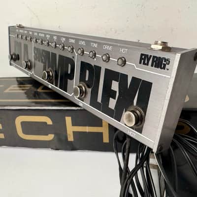 Tech 21 Fly Rig 5 | Reverb
