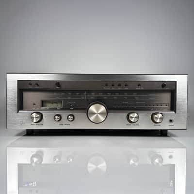 Luxman R-1040 Solid State AM/FM Stereo Receiver image 2
