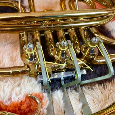 King 618 Single French Horn W/ Case (Plays Great!) image 15