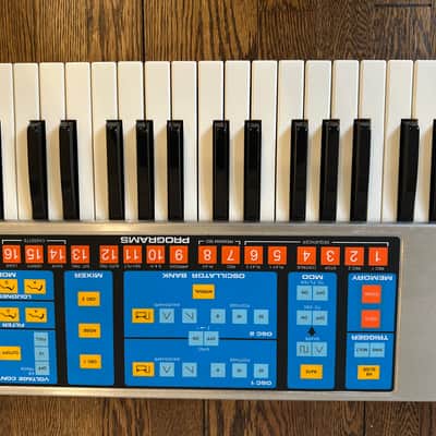 Moog Source Monophonic Analog Synthesizer with Patch Memory 1981 - 1985 - Serviced with Original Box and Manual image 3