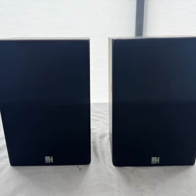 Pair - KEF C15 Bookshelf Speakers - Sound Great! image 2