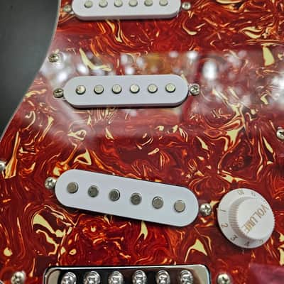 Reliced Sunburst Loaded Guitar Body w/ Noiseless 60's Pickup, Red Tortoise Pickguard image 7