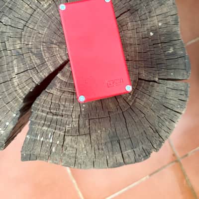 MXR M102 Dyna Comp 1995 - Present - Red image 2
