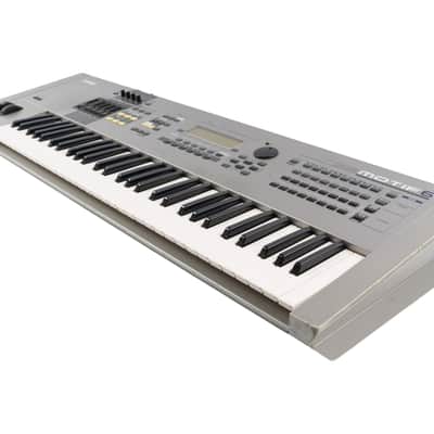Yamaha MOTIF 6 Keyboard Workstation [USED] image 4