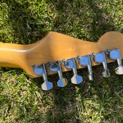 Vintage 1987 E series Fender Squier MIJ Standard Stratocaster with System I Tremolo in Red image 10