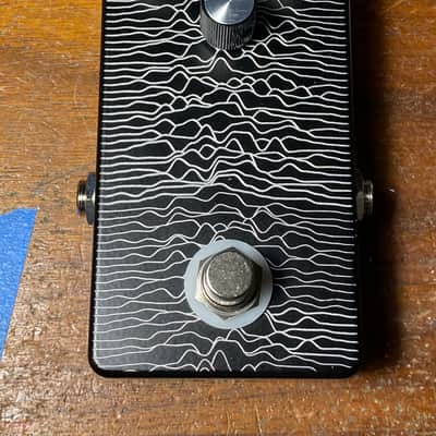 Super-Freq MOSFET Overdrive 2022 Unknown Pleasures edition image 5