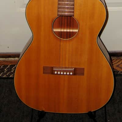 Harmony H162 W/ Original Chipboard Case (1971?) image 2