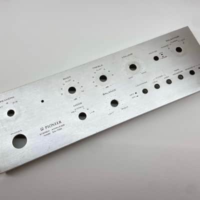 Pioneer SA-700 Stereo Amplifier - Face Plate image 1