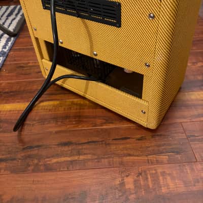 Fender '57 Custom Champ 2-Channel 5-Watt 1x8" Guitar Combo 2016 - Present - Lacquered Tweed image 2