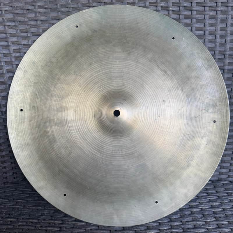 Vintage 1970s Zildjian Avedis 18” Swish Cymbal w/ Rivet Holes image 1