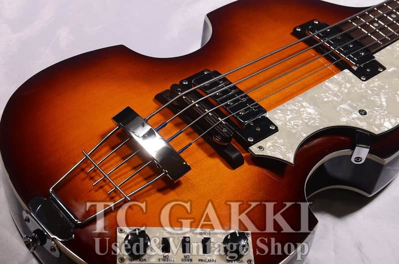 ベース Hohner B-BASS HI-SERIES Hohner Ignition B-BASS HI-SERIES - Geek IN Box