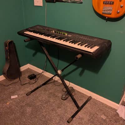 Yamaha S30 Synth Early 2000s - Black