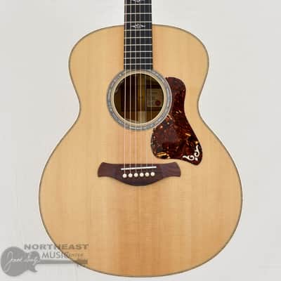 Taylor Gold Label 814e Koa Acoustic/Electric Guitar - Natural image 2
