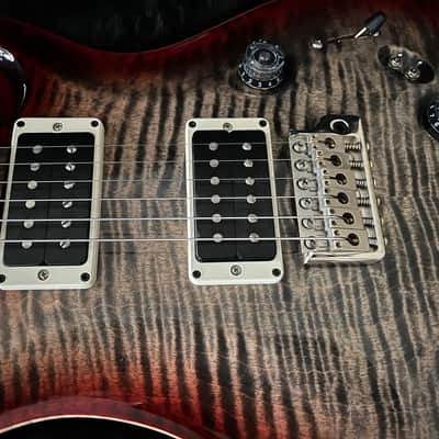 PRS Custom 24-08 ( 2018 ) - Charcoal Cherry Burst image 2
