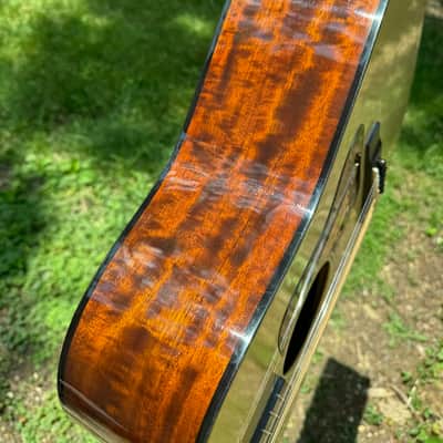 Eastman E10D Extravagant Figured Mahogany Back Red Spruce Top 2017 +/- Exceptional Tone - Natural image 15