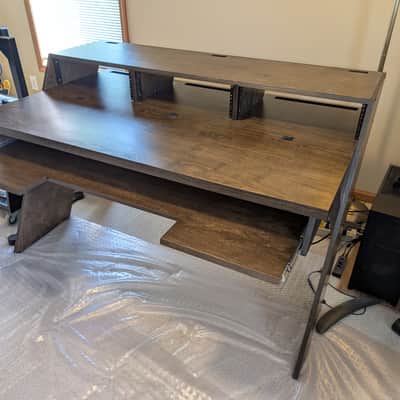 Output Platform Studio Desk 2018 with Keyboard Tray and Risers - Kodiak Brown image 3