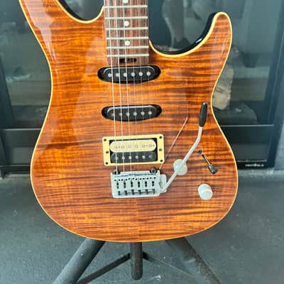 Peavey Limited LTD ST 2000’s - Amber flametop image 3