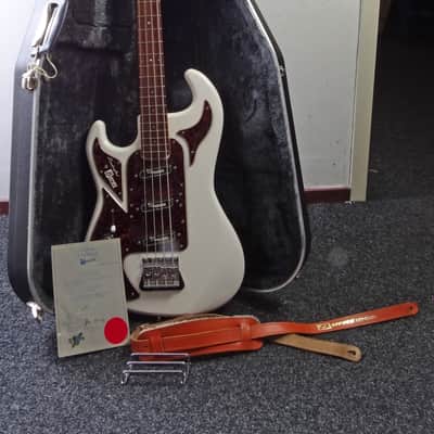 Burns Shadow Bass 1964 (Left-Handed) 2002 White (Custom Order) image 7