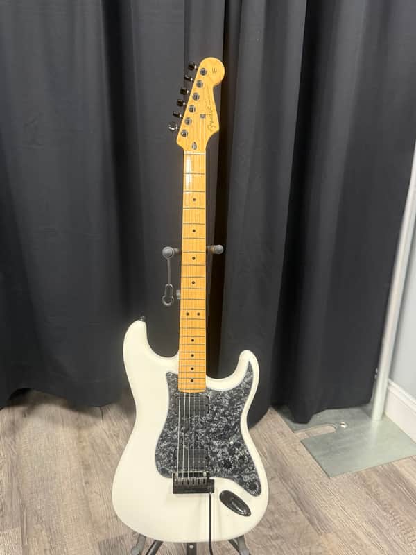 Fender Player Stratocaster HH White Bild 1