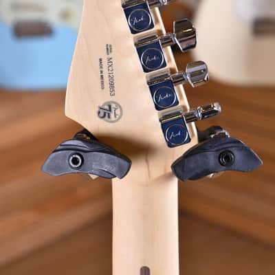 Fender Player Series Limited Edition Tortoise Shell Pickguard Stratocaster Maple Neck 3 Tone Sunburst image 12