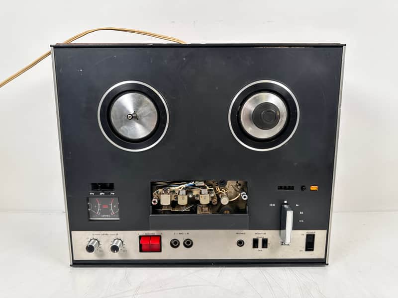 Realistic 999B 3 Head 3 Speed Reel to Reel Tape Player / Recorder image 1
