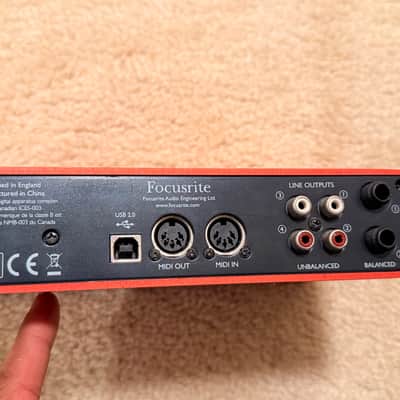 Focusrite Scarlett 2i4 Audio Interface (Read Description) image 4