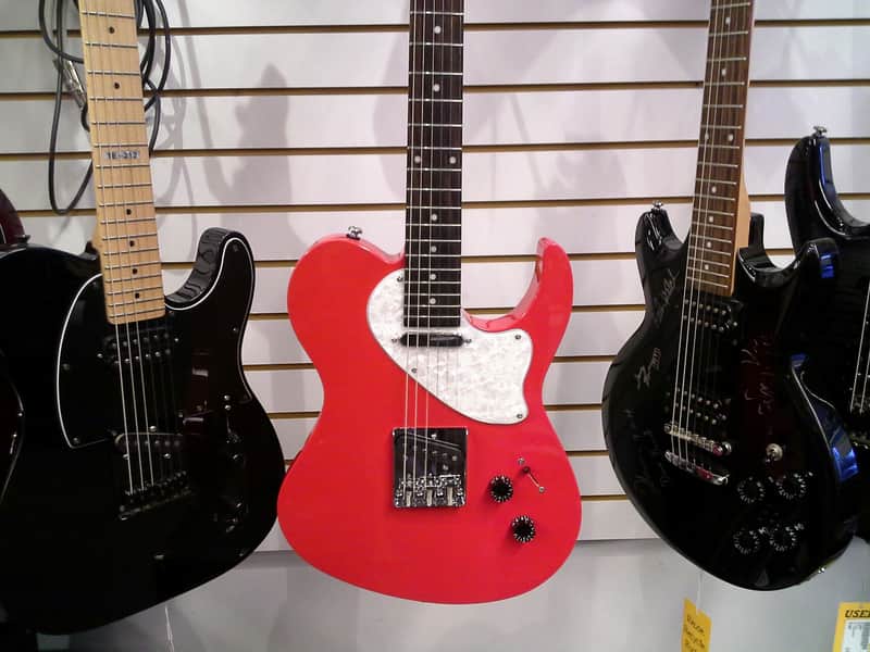 Peavey Riptide Electric Guitar Lauderdale Red image 1