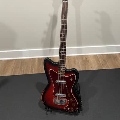 Silvertone 1443 Hornet Bass 1960s Sunburst image 1